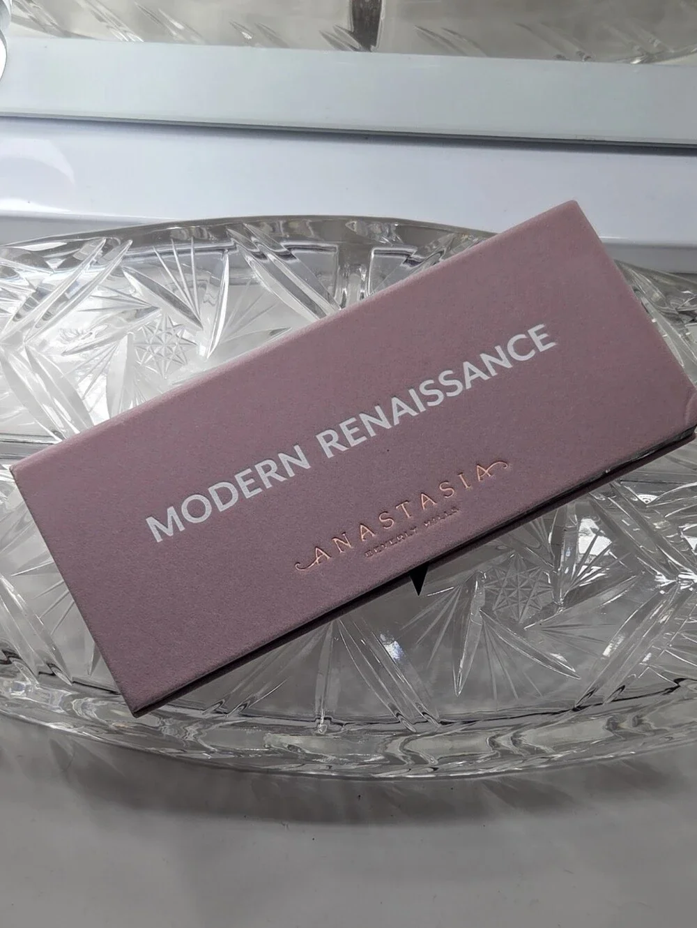Anastasia Beverly Hills Modern Renaissance Eyeshadow Palette